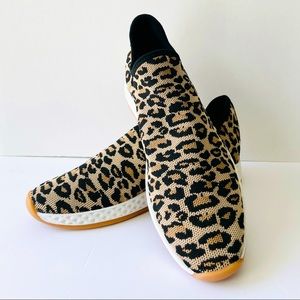 NWT J/SLIDES Leopard Print Shoes